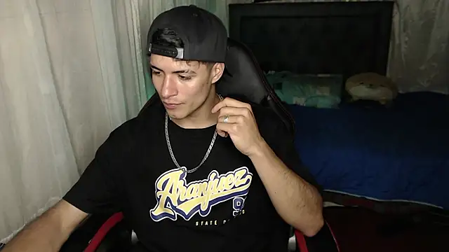 Snapshot of jacobbiker chatting on 02/11/26, 02:16 jacobbiker online show from 02/11/26, 02:16