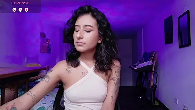 atenea dragon   online show from 11/25/25, 07:58