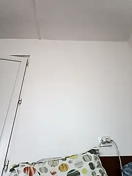 Vera Elle online show from 11/17/25, 06:41