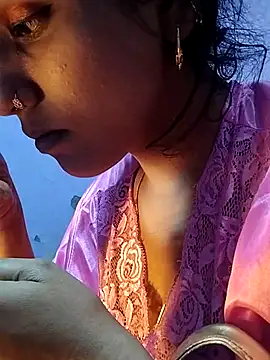 Snapshot of hunk28_6 chatting on 12/20/25, 04:47 hunk28 6 online show from 12/20/25, 04:47