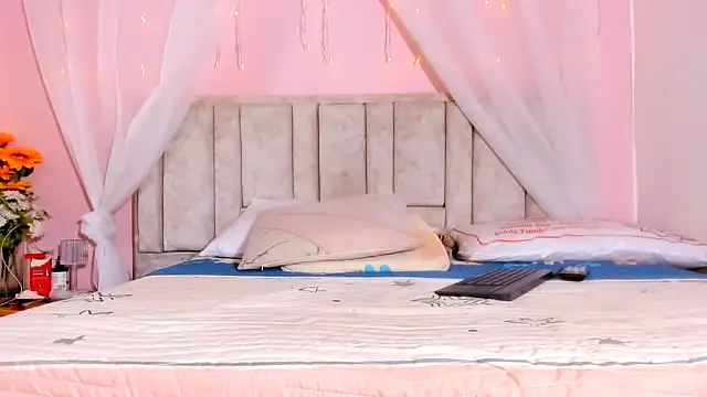 Rachellcooperrr online show from 10/08/25, 10:29