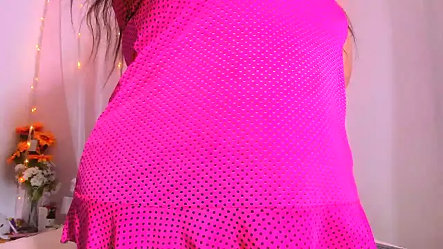 Rachellcooperrr online show from 10/17/25, 08:39