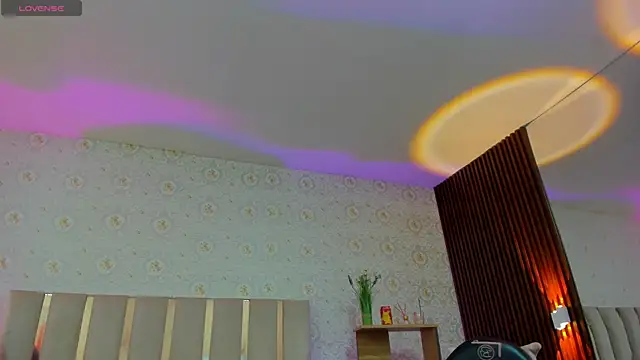 BLUE TAY1 online show from 10/10/25, 11:42