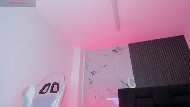chloesagee online show from 06/10/26, 11:13