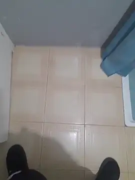 Snapshot of ratoncito_3 chatting on 02/13/26, 01:56 ratoncito 3 online show from 02/13/26, 01:56