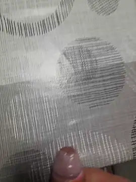 Snapshot of ratoncito_3 chatting on 02/27/26, 11:05 ratoncito 3 online show from 02/27/26, 11:05