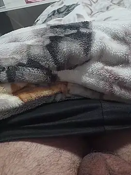 Snapshot of ratoncito_3 chatting on 03/17/26, 11:46 ratoncito 3 online show from 03/17/26, 11:46