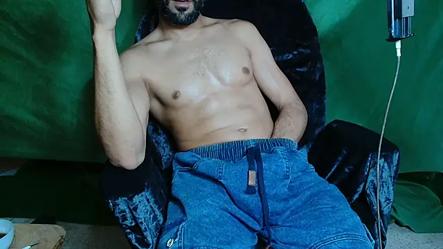 JUSTFORRICH online show from 03/08/26, 06:44