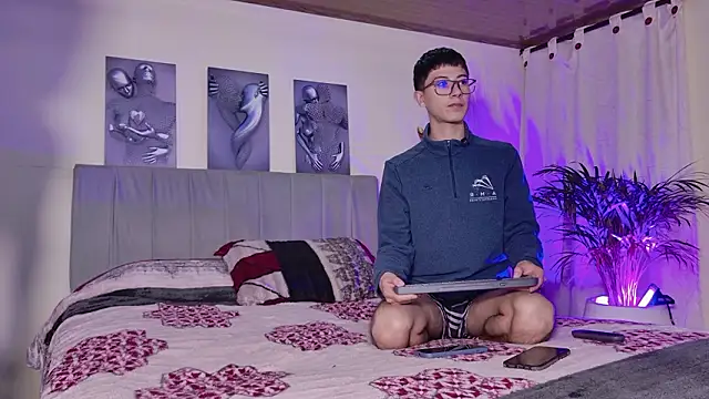 Snapshot of tivendann chatting on 02/15/26, 09:30 tivendann online show from 02/15/26, 09:30