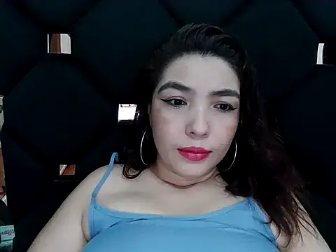 Snapshot of vegacristal88 chatting on 09/12/25, 03:01 vegacristal88 online show from 09/12/25, 03:01