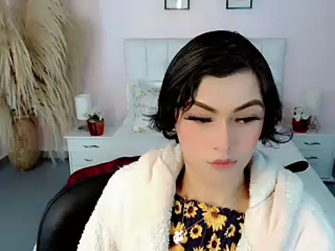 Snapshot of nathalialoes1 chatting on 10/14/25, 07:25 nathalialoes1 online show from 10/14/25, 07:25