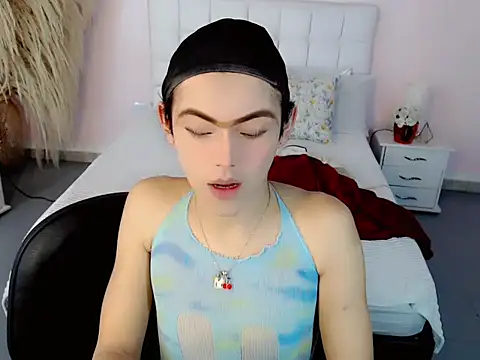 Snapshot of nathalialoes1 chatting on 10/16/25, 07:15 nathalialoes1 online show from 10/16/25, 07:15