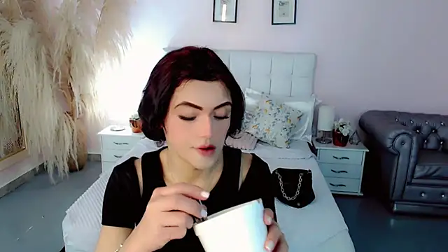 Snapshot of nathalialoes1 chatting on 11/30/25, 07:07 nathalialoes1 online show from 11/30/25, 07:07