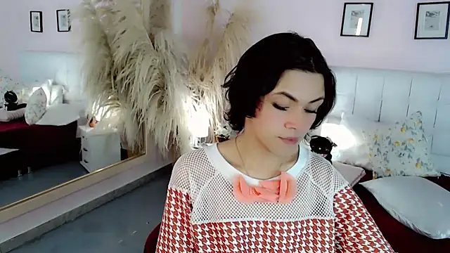 Snapshot of nathalialoes1 chatting on 12/02/25, 06:58 nathalialoes1 online show from 12/02/25, 06:58