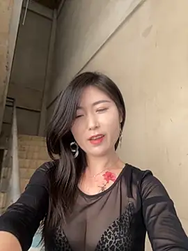 xtt1689999 online show from 11/13/25, 03:49