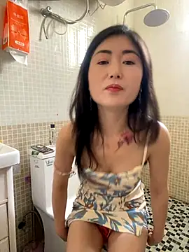 xtt1689999 online show from 11/22/25, 03:27