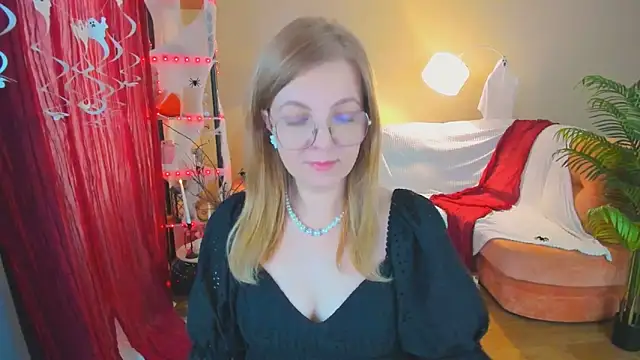 YourUniverser online show from 11/02/25, 09:55