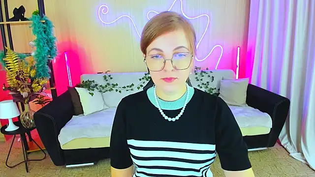 YourUniverser online show from 11/20/25, 04:12