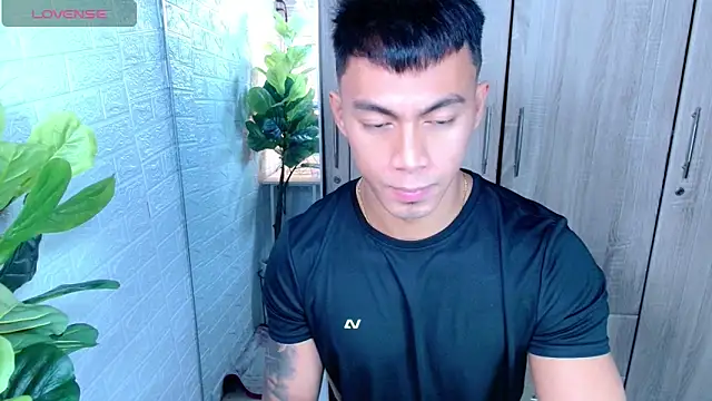 PinooyMilker online show from 12/22/25, 12:46