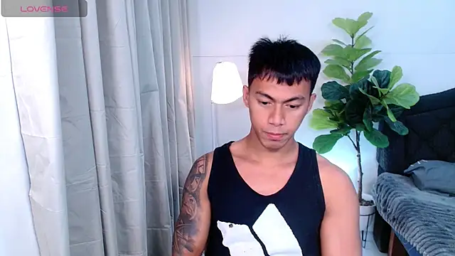 PinooyMilker online show from 06/24/26, 02:54