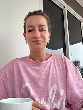 EvvaMur online show from 11/19/25, 01:38