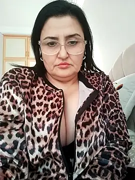 zerdaliii online show from 11/27/25, 11:23