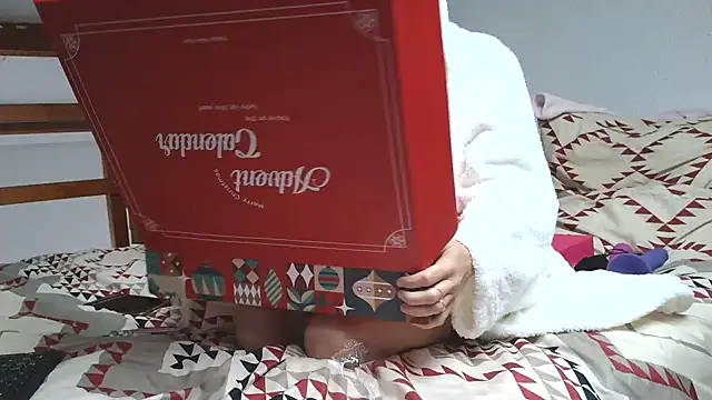 annaellex online show from 11/06/25, 12:06