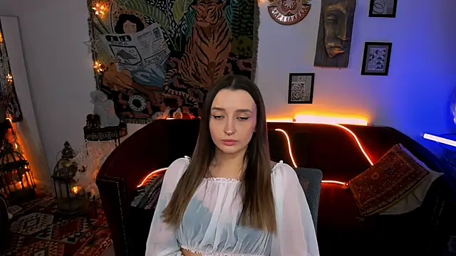 Snapshot of AliceLids chatting on 09/10/25, 01:11 AliceLids online show from 09/10/25, 01:11