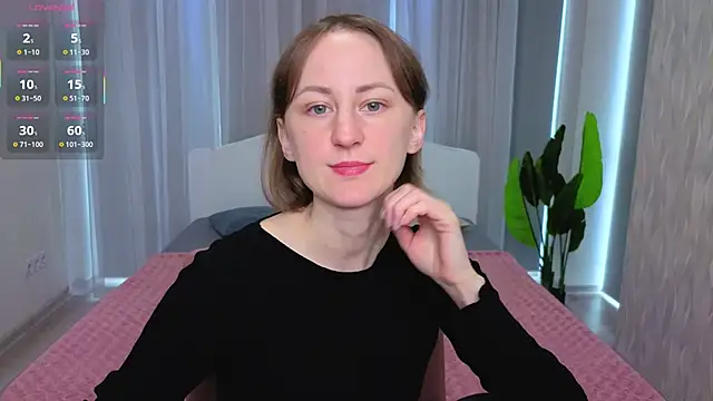 LuluChiiii online show from 10/24/25, 10:11