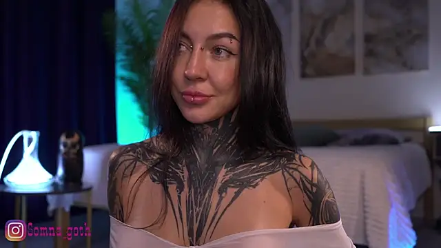 Alise Eve  online show from 05/09/26, 05:40
