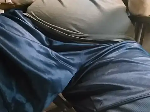 Snapshot of BabyBearMilk chatting on 03/17/26, 05:16 BabyBearMilk online show from 03/17/26, 05:16