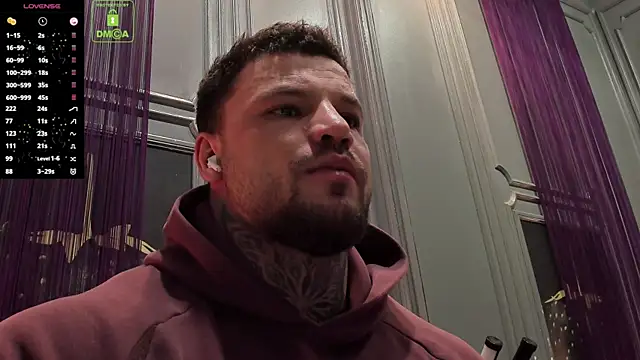 Snapshot of OliverSport chatting on 02/23/26, 10:45 OliverSport online show from 02/23/26, 10:45