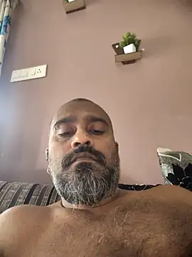 Snapshot of thelastsaintt chatting on 10/29/25, 01:41 thelastsaintt online show from 10/29/25, 01:41