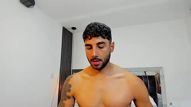 MARC THOMPSON  online show from 10/26/25, 01:44