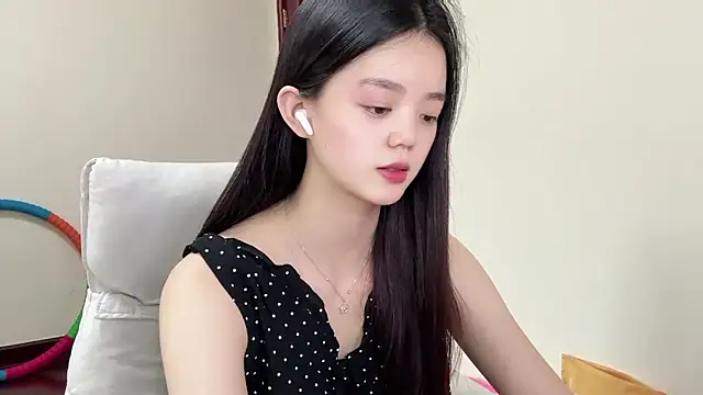 Nicole-13 online show from 05/03/26, 12:16