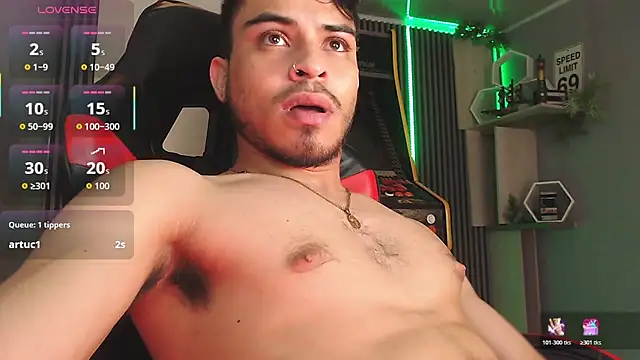 Snapshot of Bastian_MCcormick chatting on 11/02/25, 03:14 Bastian MCcormick online show from 11/02/25, 03:14