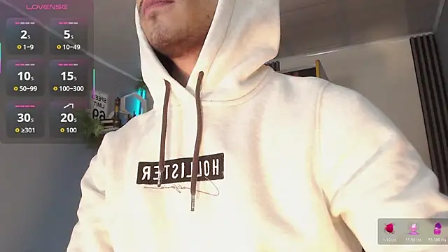 Snapshot of Bastian_MCcormick chatting on 11/28/25, 01:03 Bastian MCcormick online show from 11/28/25, 01:03