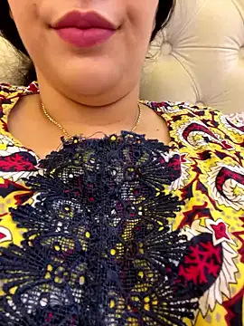 Snapshot of Bold-arabic-vibes chatting on 11/05/25, 10:43 Bold-arabic-vibes online show from 11/05/25, 10:43