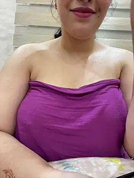 Snapshot of Bold-arabic-vibes chatting on 02/12/26, 06:36 Bold-arabic-vibes online show from 02/12/26, 06:36