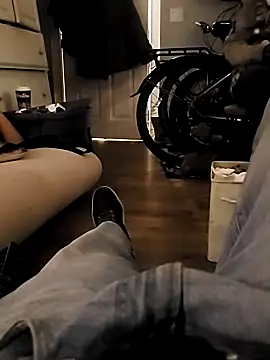 Snapshot of djcarey369159 chatting on 11/11/25, 11:16 djcarey369159 online show from 11/11/25, 11:16