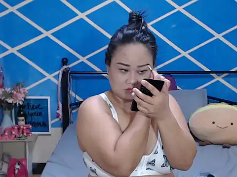 Snapshot of jengrey chatting on 09/09/25, 04:39 jengrey online show from 09/09/25, 04:39