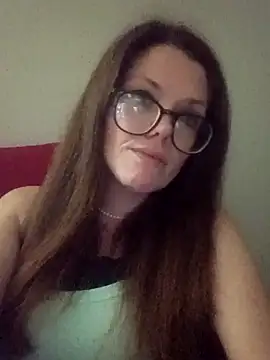 Snapshot of NovaVade chatting on 10/26/25, 03:34 NovaVade online show from 10/26/25, 03:34