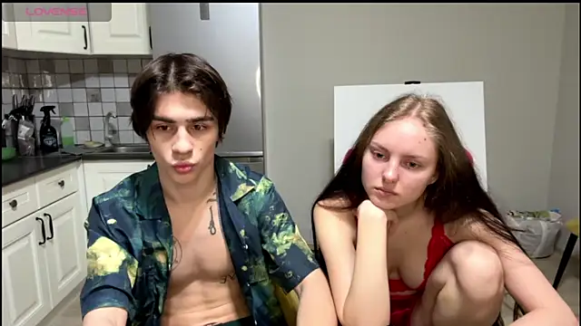 Snapshot of flowerscouple chatting on 03/02/26, 10:27 flowerscouple online show from 03/02/26, 10:27