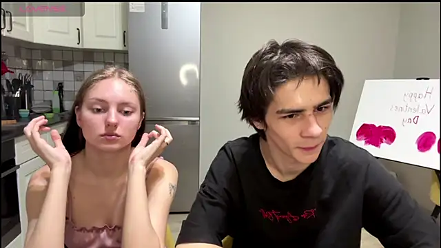 Snapshot of flowerscouple chatting on 03/14/26, 10:26 flowerscouple online show from 03/14/26, 10:26