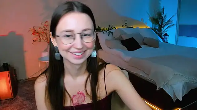 YourLovellyStory online show from 11/27/25, 10:28