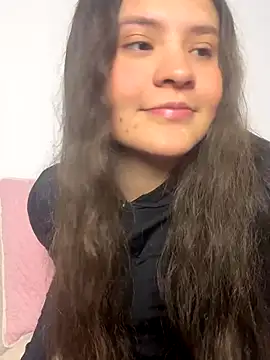 Emilyybennet  online show from 10/15/25, 12:33