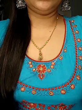 Snapshot of officialbhabhi chatting on 09/14/25, 08:35 officialbhabhi online show from 09/14/25, 08:35