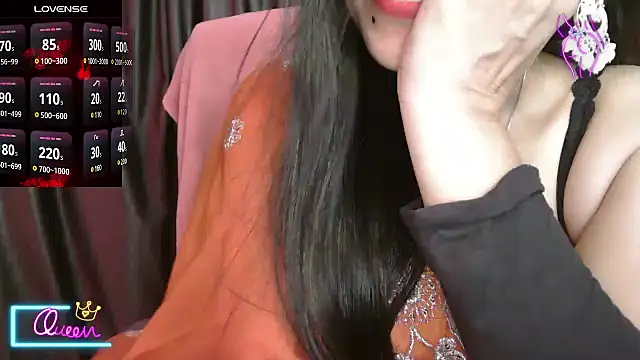 Snapshot of officialbhabhi chatting on 06/15/26, 05:53 officialbhabhi online show from 06/15/26, 05:53