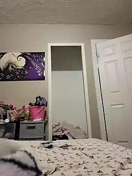 chocolate bella online show from 10/25/25, 01:02