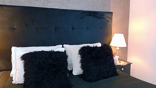 SophiaSummer online show from 04/24/26, 08:11